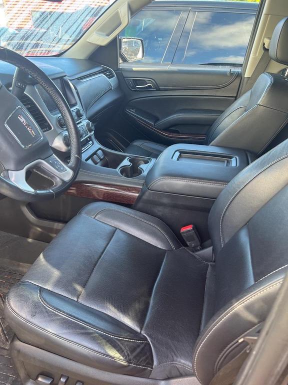 used 2020 GMC Yukon XL car, priced at $30,428