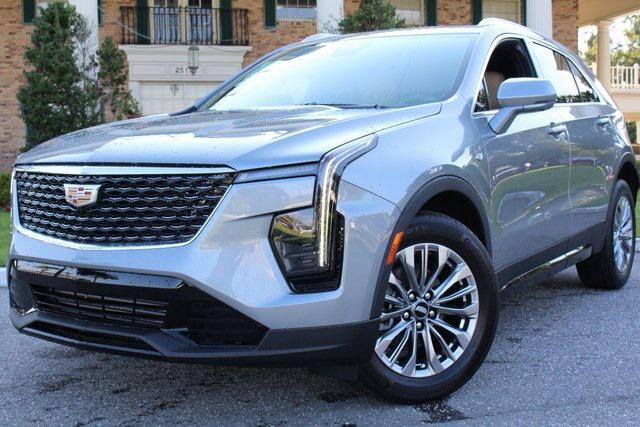 new 2025 Cadillac XT4 car, priced at $43,690