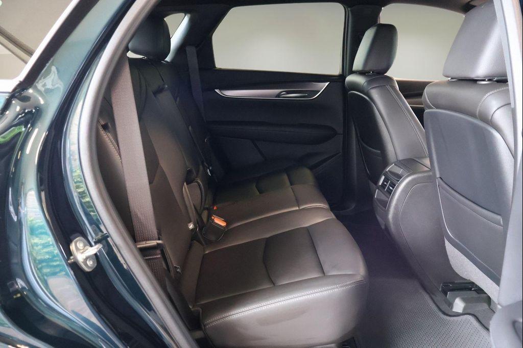 used 2024 Cadillac XT5 car, priced at $37,564