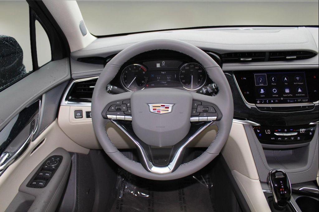 new 2025 Cadillac XT6 car, priced at $54,397