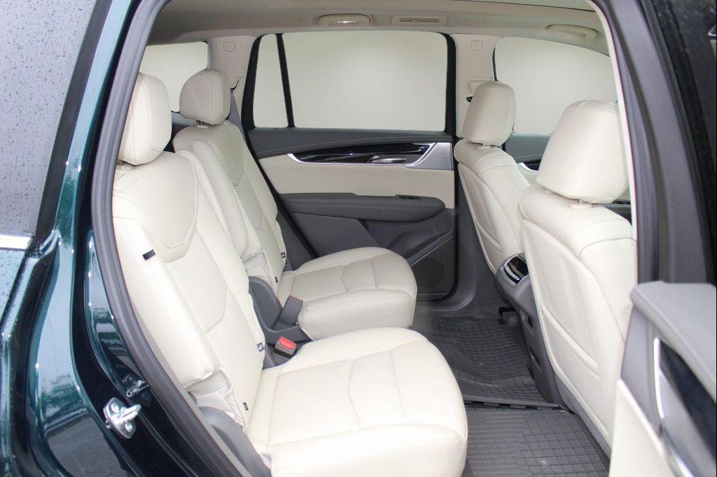 new 2025 Cadillac XT6 car, priced at $54,397