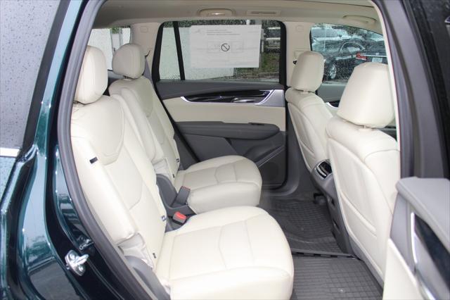 new 2025 Cadillac XT6 car, priced at $57,365
