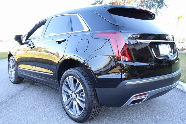 new 2025 Cadillac XT5 car, priced at $53,615