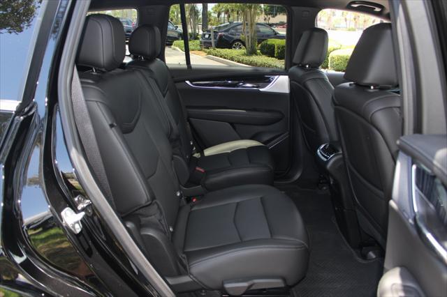 new 2025 Cadillac XT6 car, priced at $53,886