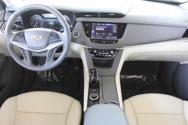 used 2021 Cadillac XT5 car, priced at $31,998