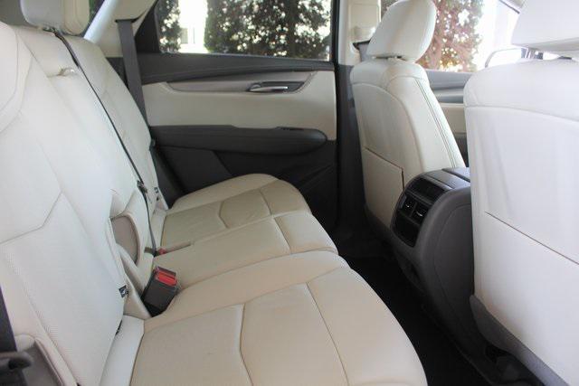 used 2021 Cadillac XT5 car, priced at $31,998