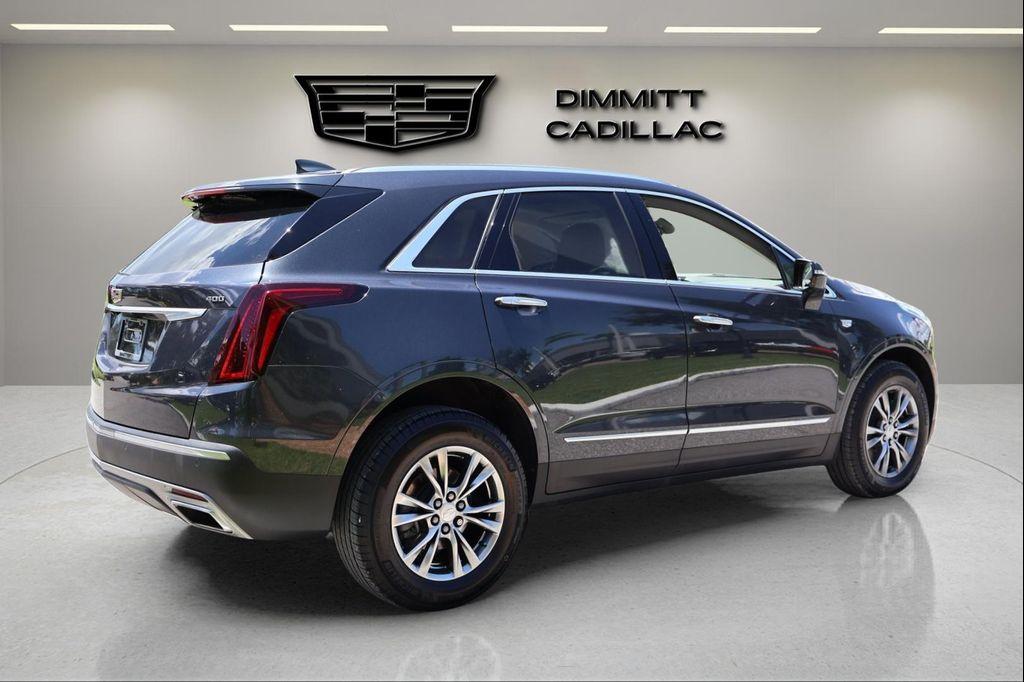 used 2021 Cadillac XT5 car, priced at $30,646