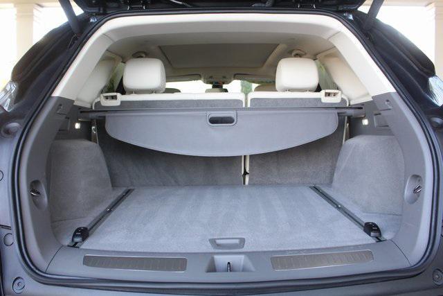 used 2021 Cadillac XT5 car, priced at $31,998