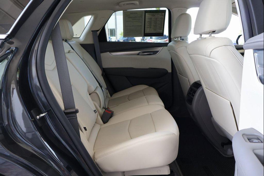 used 2021 Cadillac XT5 car, priced at $31,599