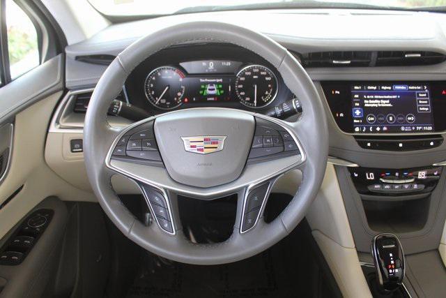 used 2021 Cadillac XT5 car, priced at $31,998