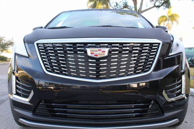 new 2025 Cadillac XT5 car, priced at $53,615