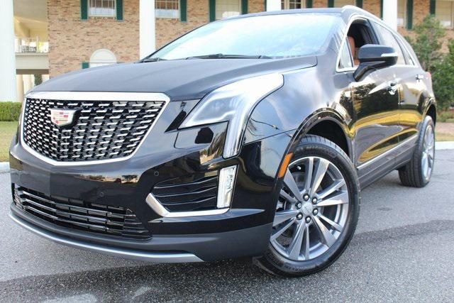 new 2025 Cadillac XT5 car, priced at $53,615