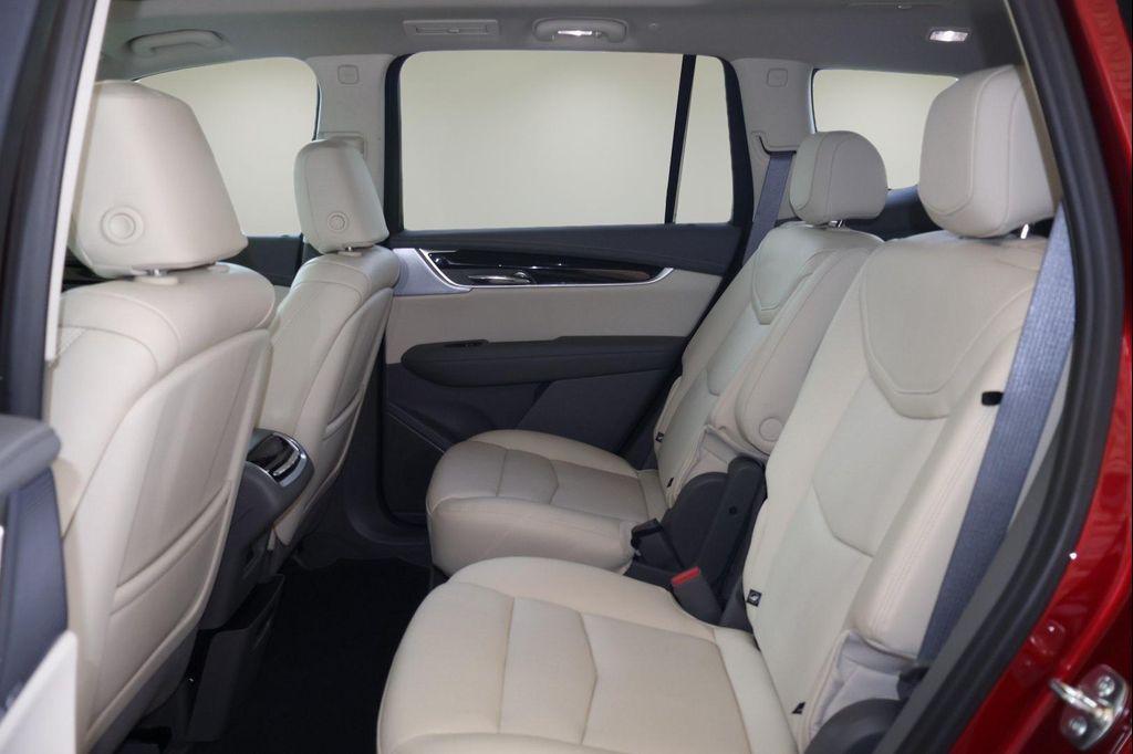 new 2025 Cadillac XT6 car, priced at $53,286
