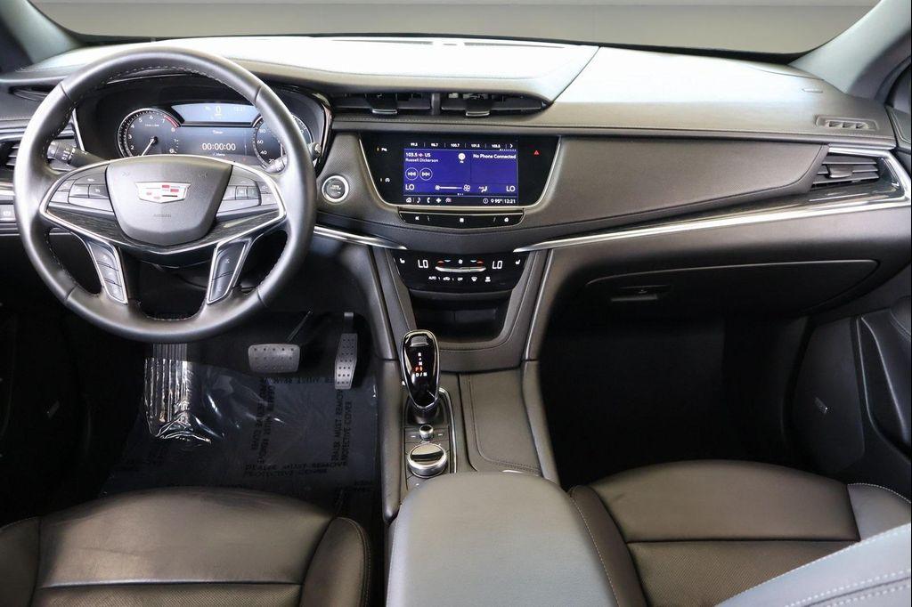 used 2020 Cadillac XT5 car, priced at $23,599