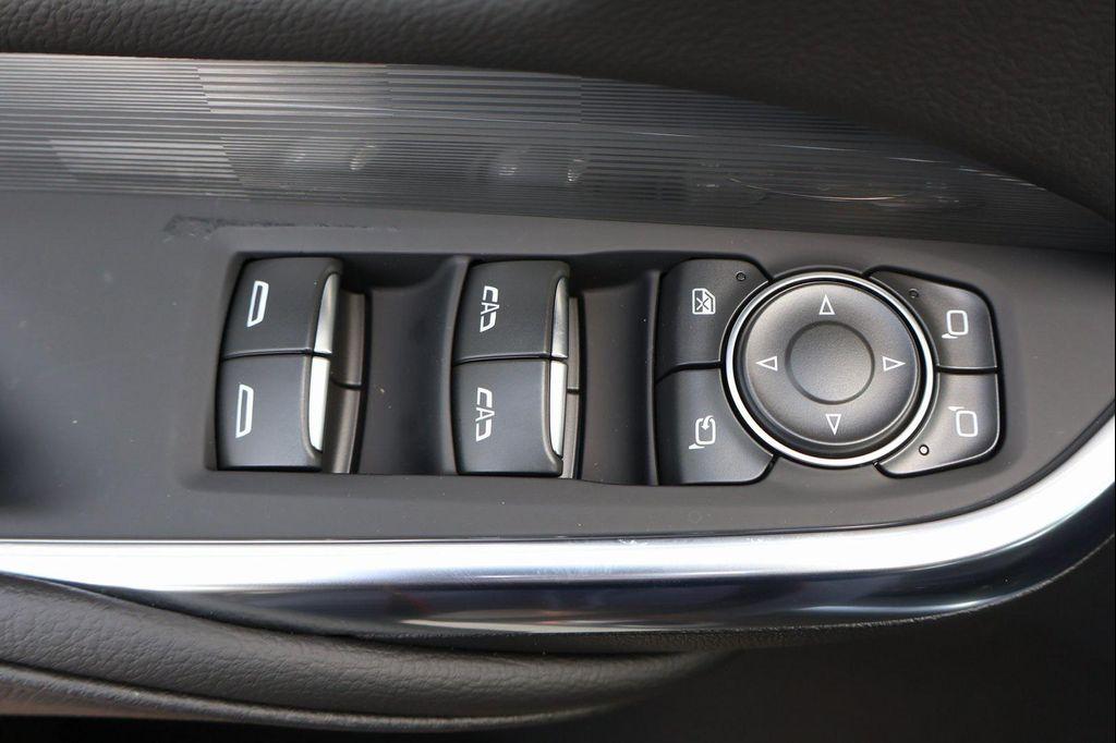 new 2025 Cadillac XT4 car, priced at $40,820