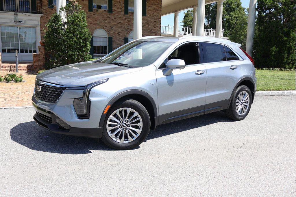 new 2025 Cadillac XT4 car, priced at $40,820