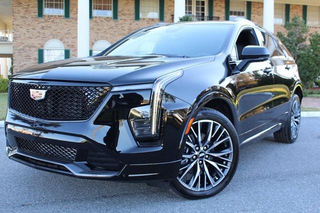 new 2025 Cadillac XT4 car, priced at $44,515