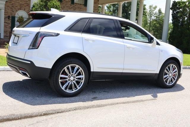 new 2024 Cadillac XT5 car, priced at $60,690