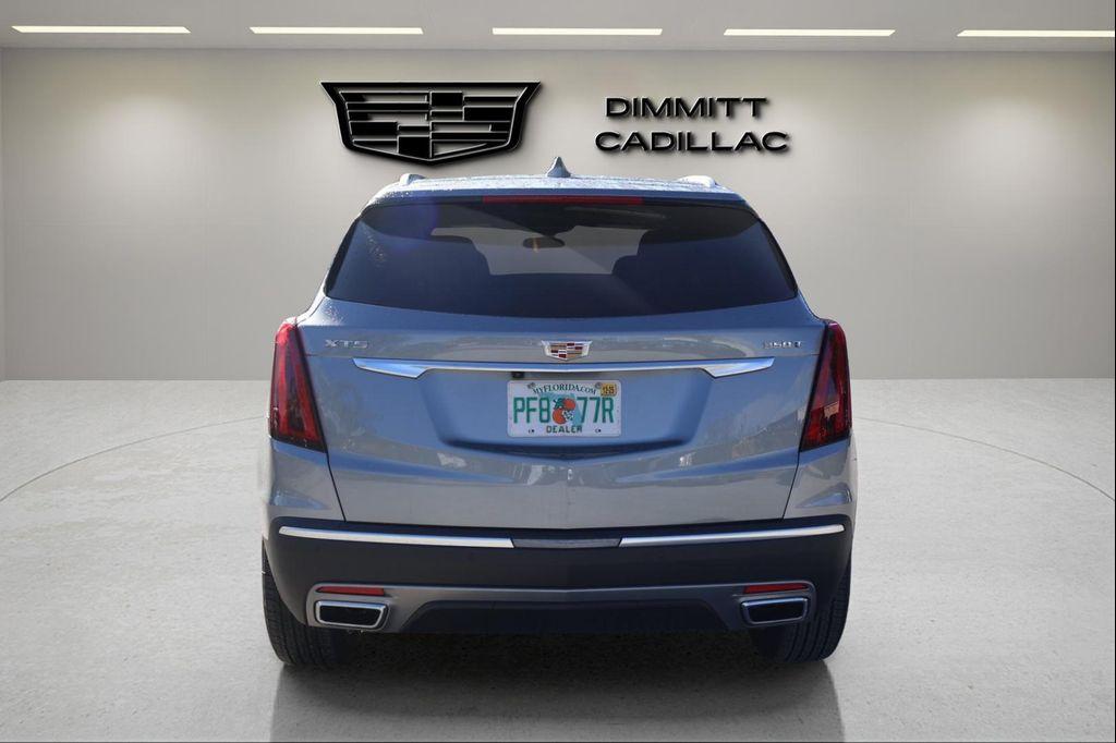 new 2025 Cadillac XT5 car, priced at $50,048