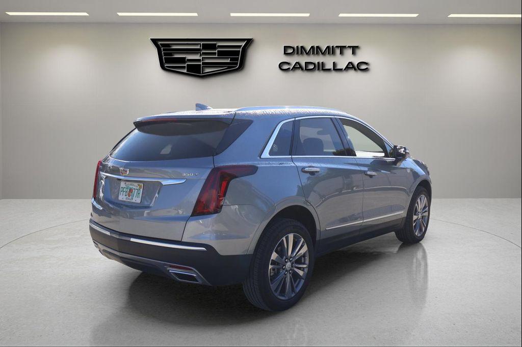 new 2025 Cadillac XT5 car, priced at $50,048