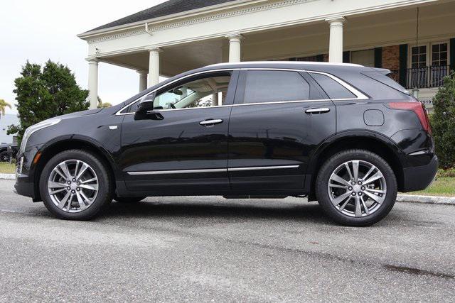 new 2025 Cadillac XT5 car, priced at $52,615