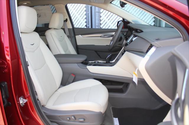 new 2025 Cadillac XT5 car, priced at $52,715