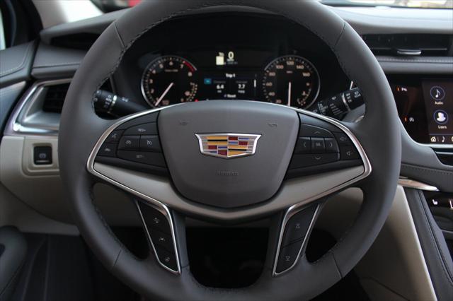 new 2025 Cadillac XT5 car, priced at $52,715