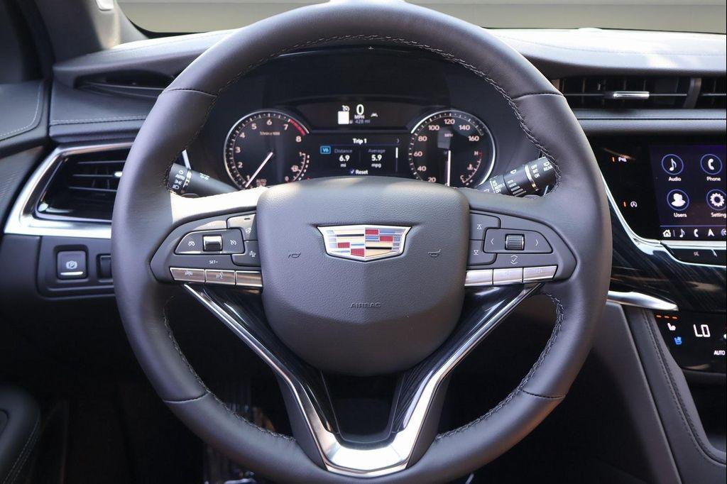 new 2025 Cadillac XT6 car, priced at $53,959