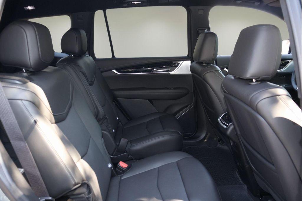 new 2025 Cadillac XT6 car, priced at $53,959
