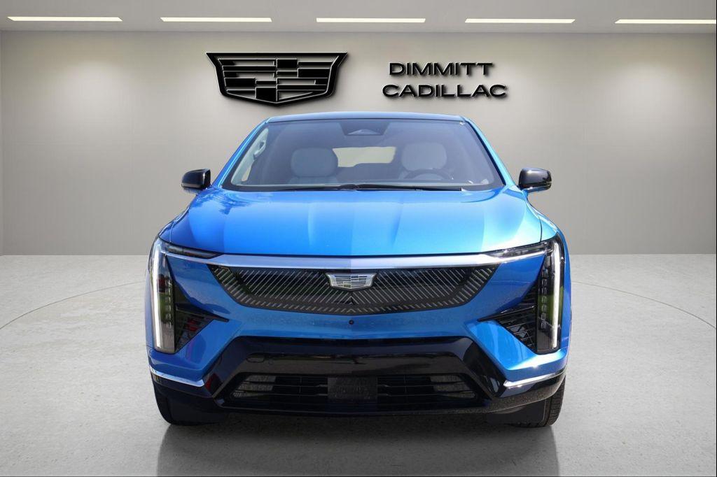 new 2025 Cadillac OPTIQ car, priced at $53,820