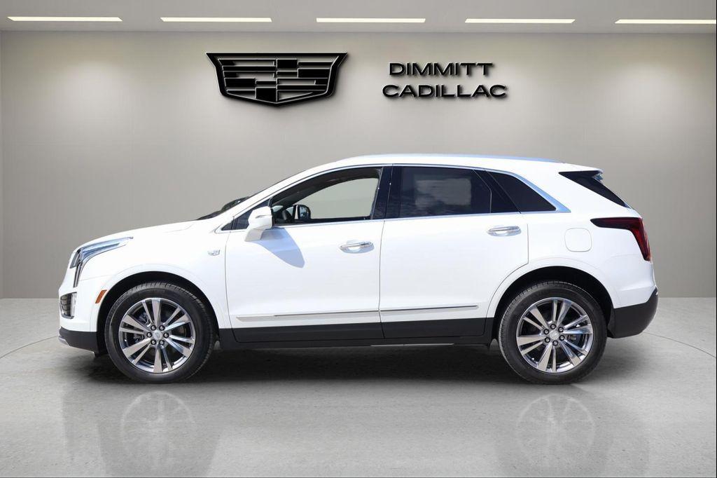 new 2025 Cadillac XT5 car, priced at $53,460