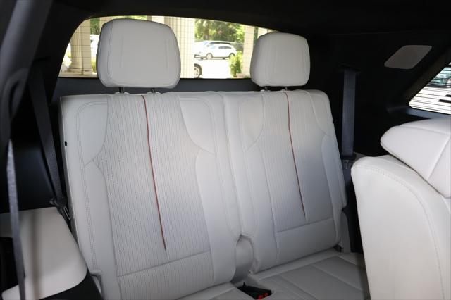 new 2026 Cadillac VISTIQ car, priced at $80,215