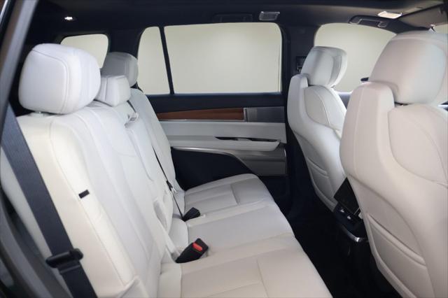 new 2026 Cadillac VISTIQ car, priced at $80,215