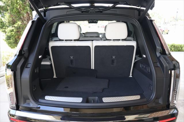 new 2026 Cadillac VISTIQ car, priced at $80,215