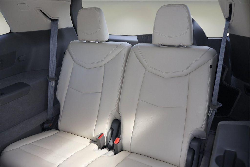 new 2025 Cadillac XT6 car, priced at $61,089