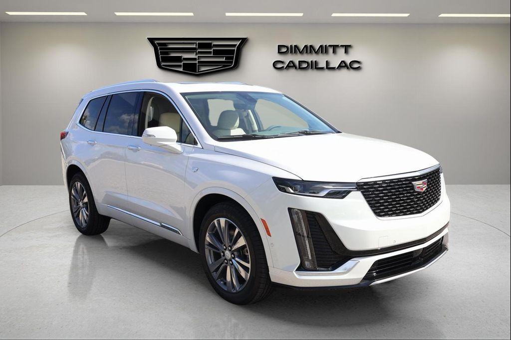 new 2025 Cadillac XT6 car, priced at $61,089