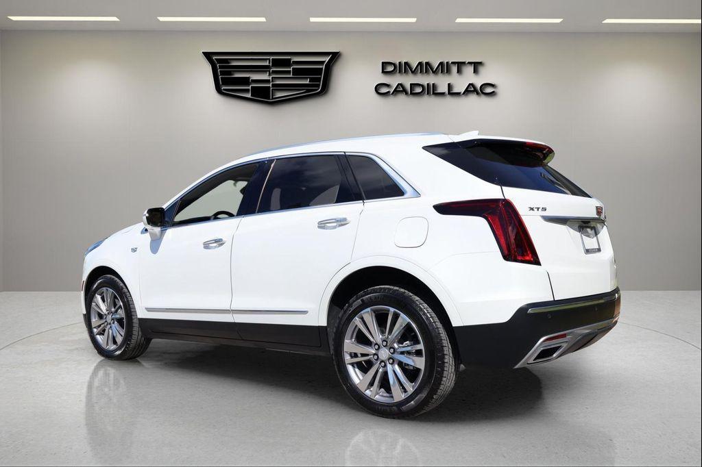 used 2025 Cadillac XT5 car, priced at $44,777