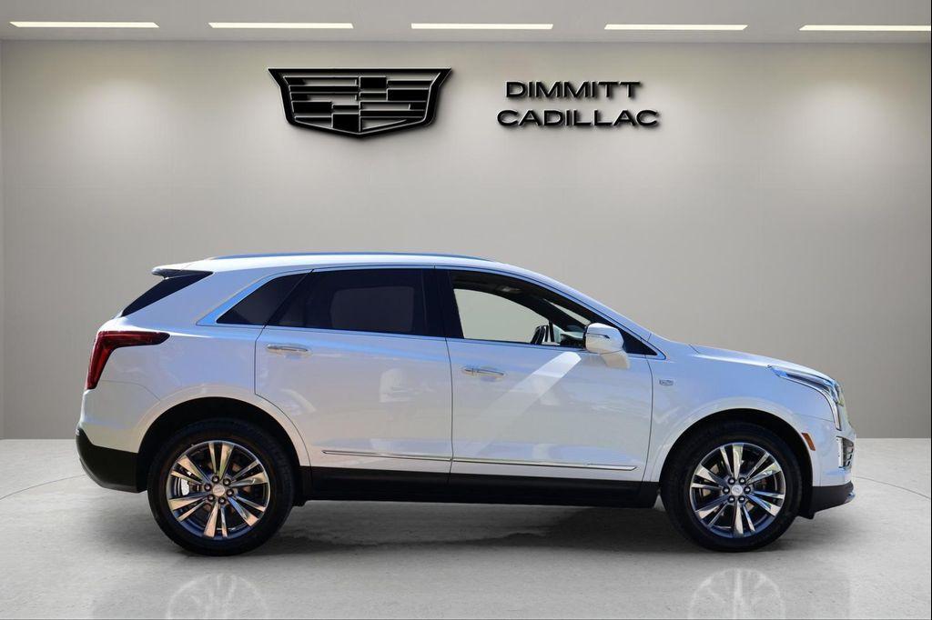 used 2025 Cadillac XT5 car, priced at $44,777
