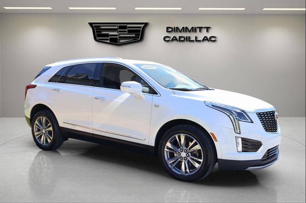 used 2025 Cadillac XT5 car, priced at $44,777