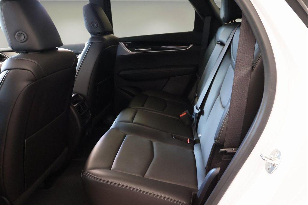 used 2025 Cadillac XT5 car, priced at $44,777