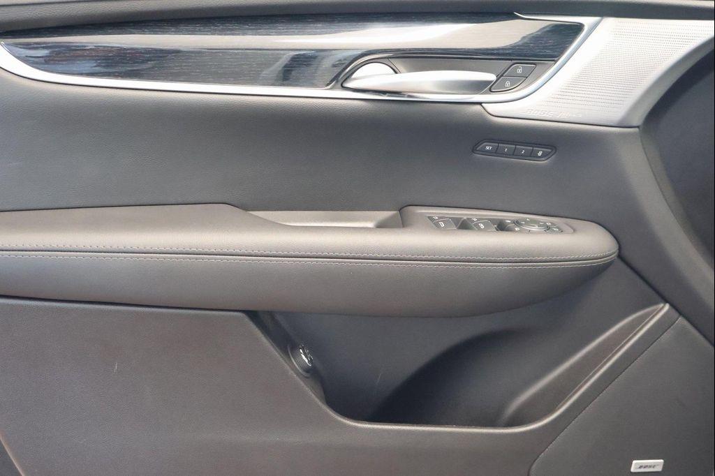 used 2025 Cadillac XT5 car, priced at $44,777