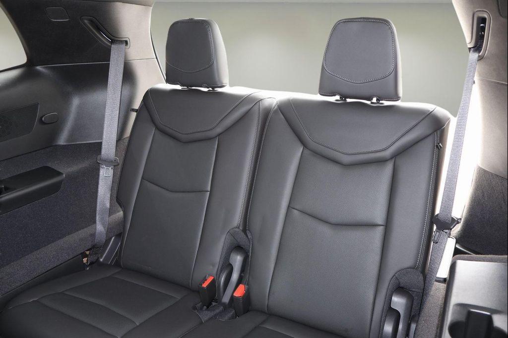 new 2025 Cadillac XT6 car, priced at $58,178