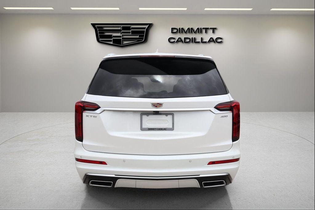 new 2025 Cadillac XT6 car, priced at $58,178