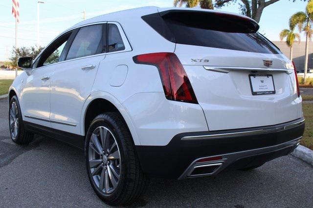 new 2025 Cadillac XT5 car, priced at $54,215