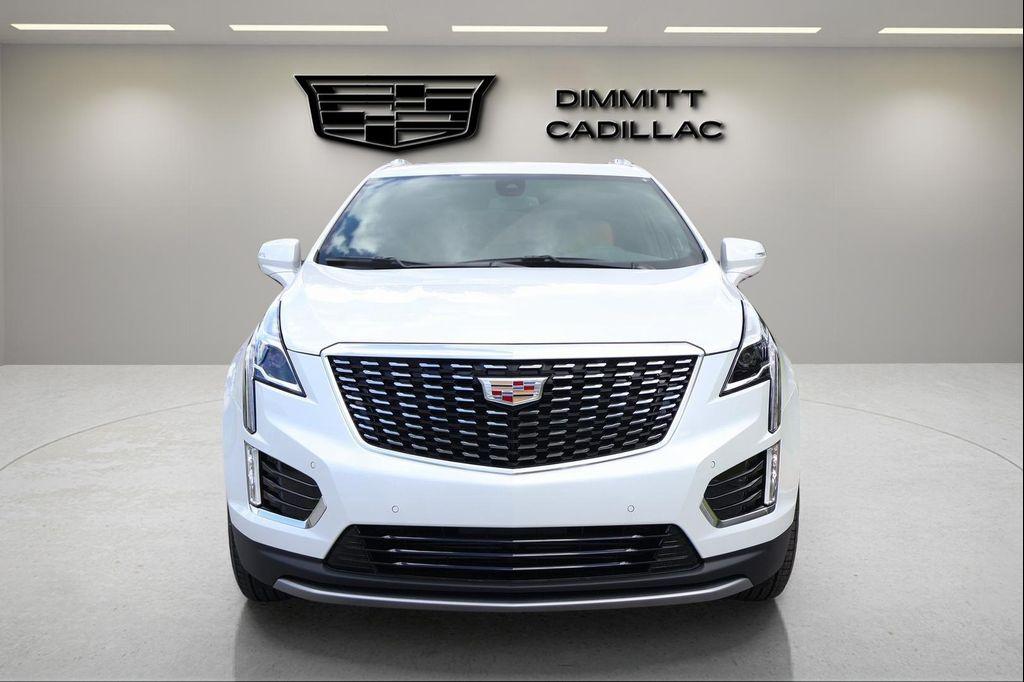 new 2025 Cadillac XT5 car, priced at $55,232