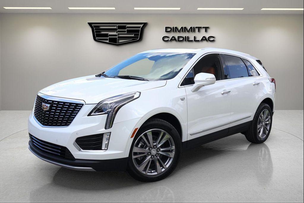 new 2025 Cadillac XT5 car, priced at $55,232