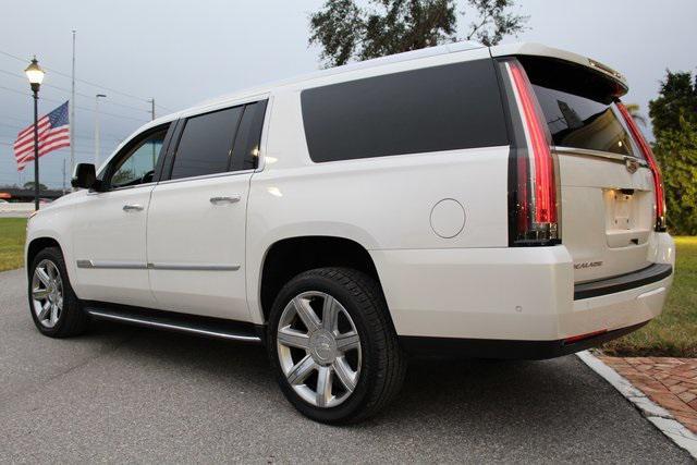 used 2020 Cadillac Escalade ESV car, priced at $41,305