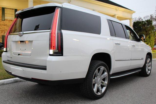 used 2020 Cadillac Escalade ESV car, priced at $41,305