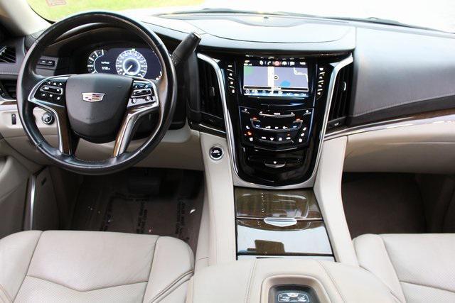 used 2020 Cadillac Escalade ESV car, priced at $41,305