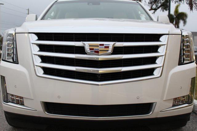 used 2020 Cadillac Escalade ESV car, priced at $41,305